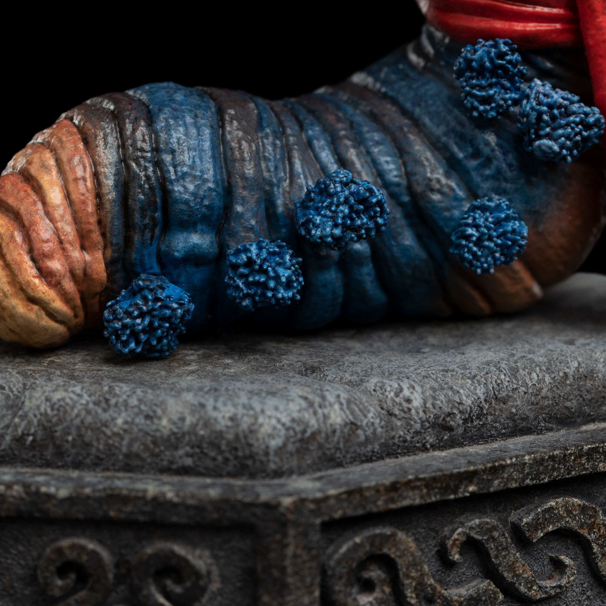 Weta ELLO WORM, Labyrinth